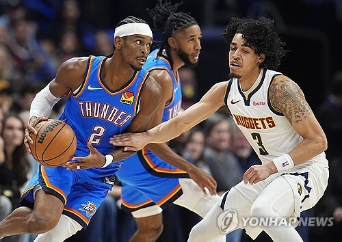 [NBA] 'SGA-홈그렌 53점 합작' OKC, 덴버 상대 압도적인 경기력으로 완승